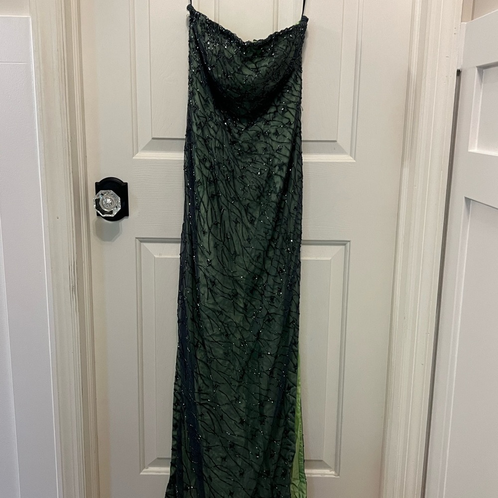 Beautiful gown.  Unique.  Strapless, floor length gown.